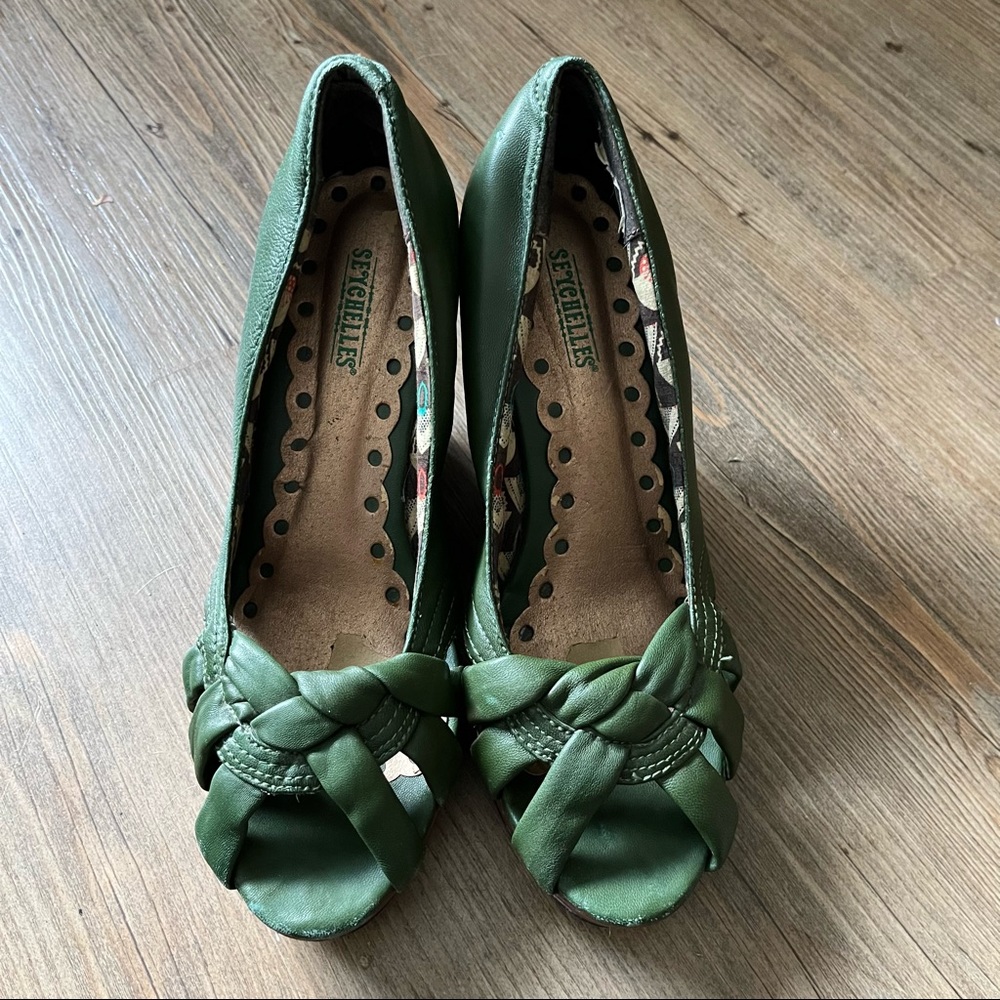 Seychelles Green Brown Wedge Heel Shoe Peep Toe Size 8